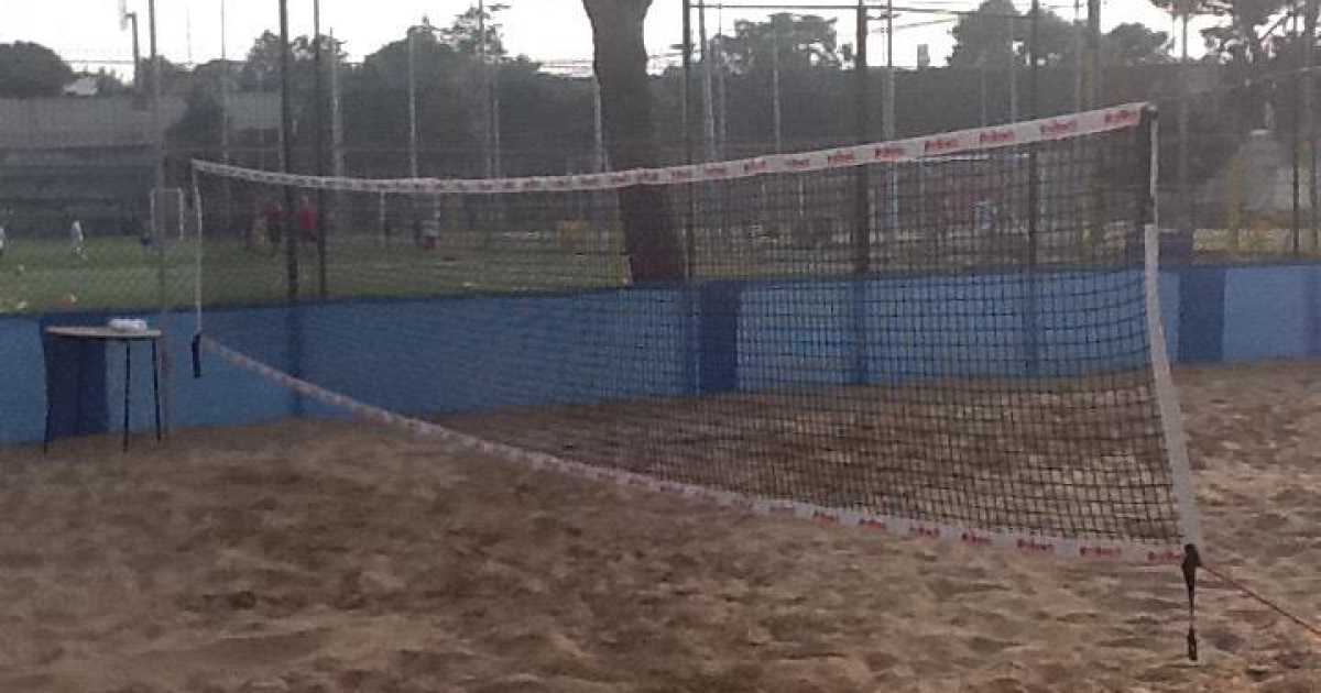 Il fenomeno ''beach tennis'': il nuovo sport che si pratica in spiaggia
